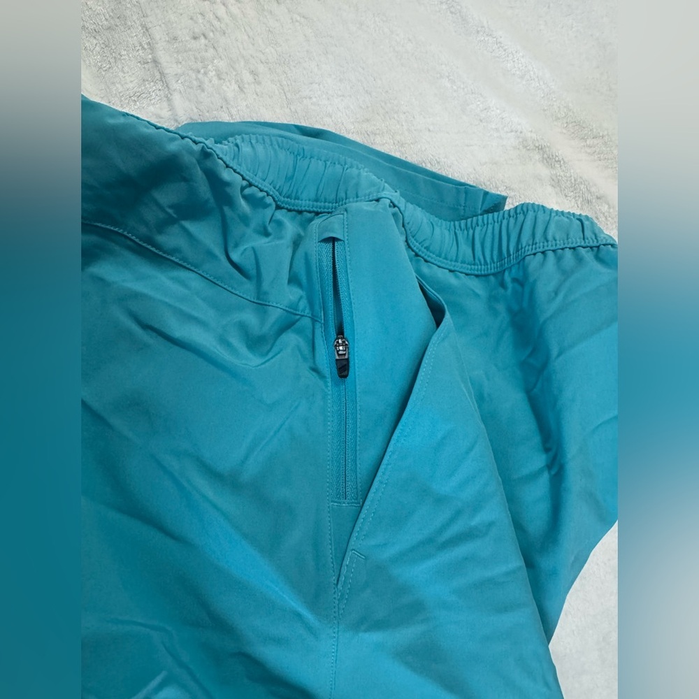 DSG Men’s Blue Spray 8” Agility Woven Short Size XL - Picture 4 of 8